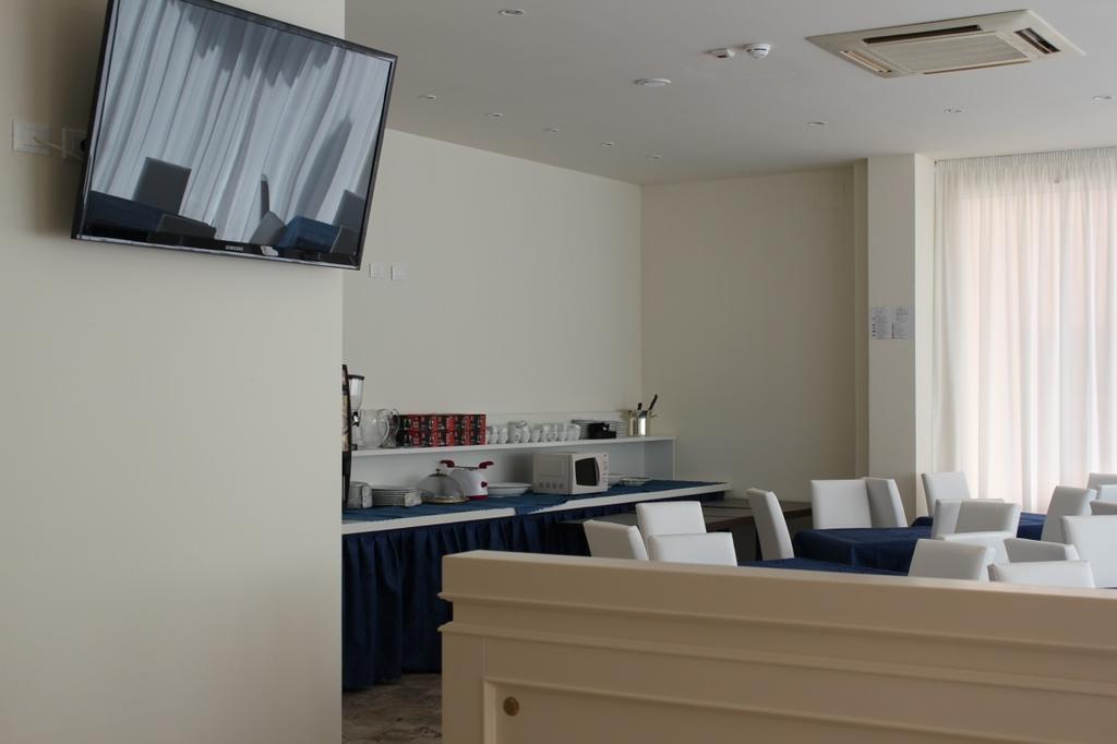 Hotel Marina ริมินี ภายนอก รูปภาพ